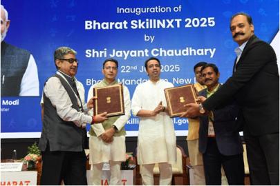 राष्ट्रीय कौशल प्रशिक्षण संस्थान (NSTI), मुंबई और आईसीआईसीआई फाउंडेशन के बीच ग्रामीण और संबद्ध क्षेत्रों में इनक्यूबेशन को समर्थन प्रदान करने हेतु समझौता ज्ञापन (MoU) का आदान-प्रदान 22 जुलाई 2025 को हुआ।