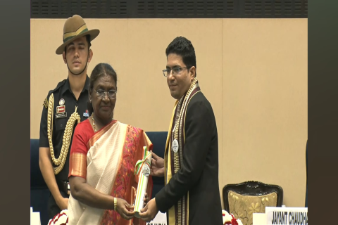 NSTI Teachers getting National Teachers Award 2024 from Hon'ble President of India