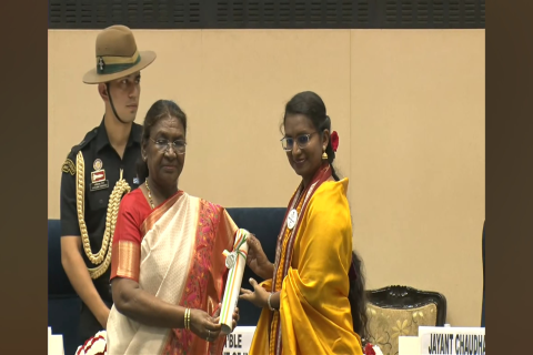 NSTI Teachers getting National Teachers Award 2024 from Hon'ble President of India