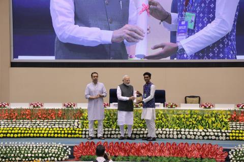 Hon'ble PM felicitating 46 CTS & CITS Topper Trainees at 4th Kaushal Deekshant Samaroh 2025 on 4th Oct 2025 at Vigyan Bhawan