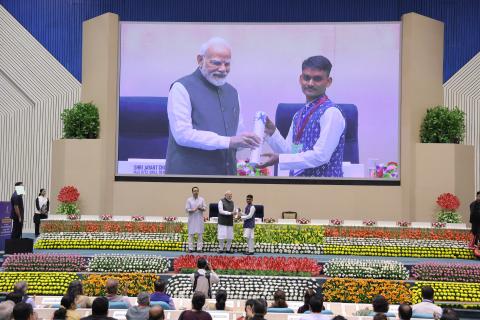 माननीय प्रधानमंत्री द्वारा 4 अक्टूबर 2025 को विज्ञान भवन में आयोजित चौथे कौशल दीक्षांत समारोह 2025 में 46 सीटीएस एवं सीआईटीएस टॉपर प्रशिक्षुओं को सम्मानित किया गया।