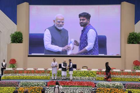 Hon'ble PM felicitating 46 CTS & CITS Topper Trainees at 4th Kaushal Deekshant Samaroh 2025 on 4th Oct 2025 at Vigyan Bhawan