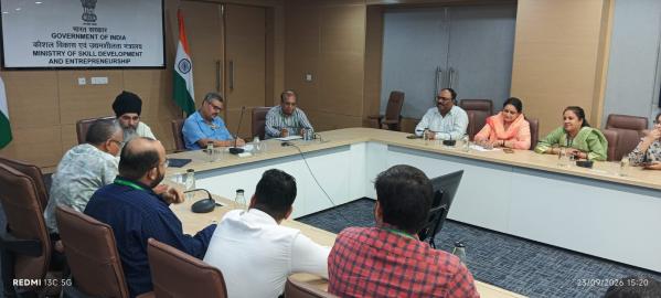 हिंदी पखवाड़ा 2026 में अशुवाक (भाषण) प्रतियोगिता